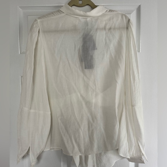 NWT SDEER Women's  Asymmetrical Blouse size small
Color- white - Picture 10 of 10